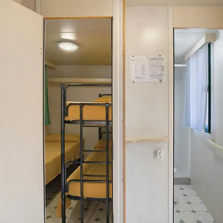 Casa Mobile Lux La Pineta 21 * Αλμπένγκα