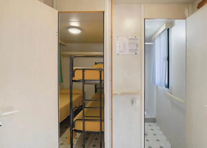Casa Mobile Lux La Pineta 21 * Αλμπένγκα