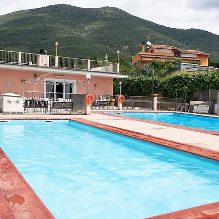 Casa Mobile Lux La Pineta 21 Albenga