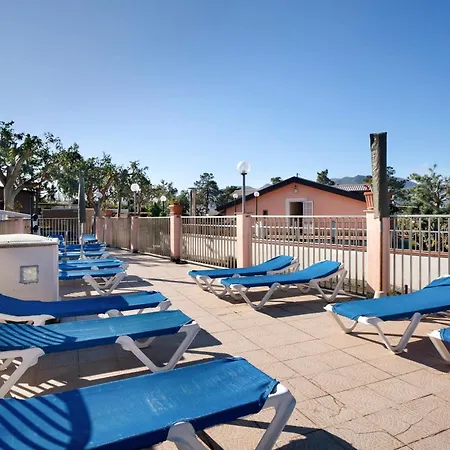 Casa Mobile Lux La Pineta 21 * Albenga